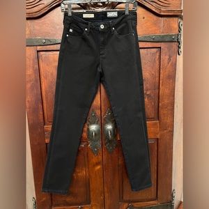 AG jeans, the Prima, black size 26r, mid rise cigarette styling,EUC